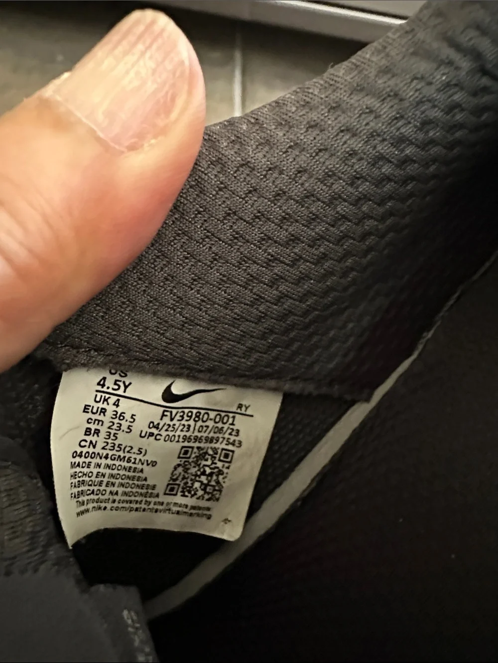 Nike kids air